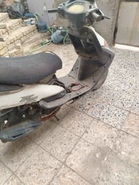 فراشه للبيع كوم حديد لحد يسئلني شبيها لان ما اعرف (كوم حديد)  السعر 22...