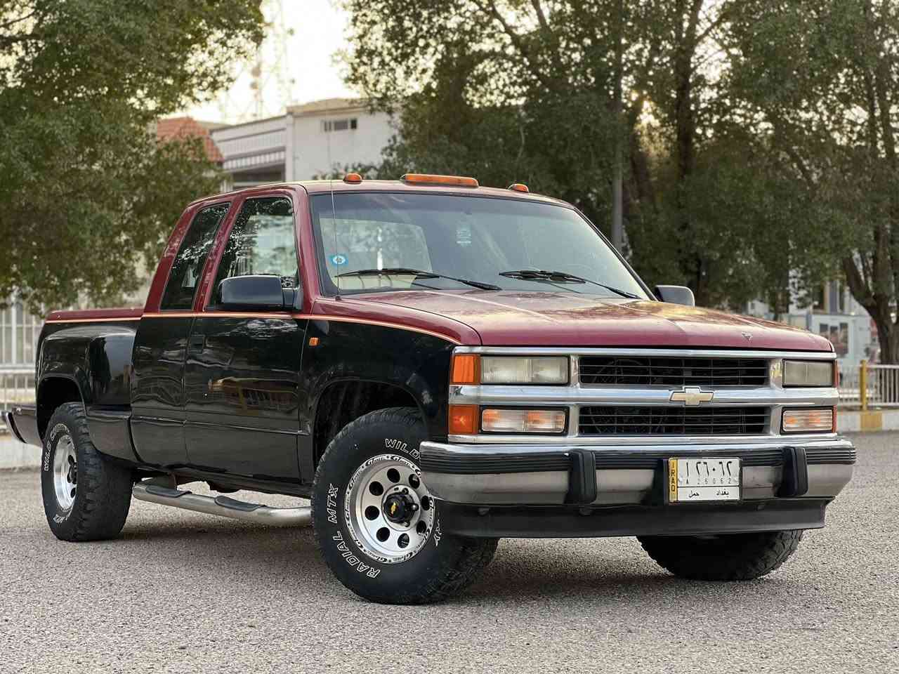 موديل ٩٣  جاهزة وجديدة مكينة 454 كير 1000  تبريد ثلج صدر جديد حدادية كهربائيات كلها شغالة رقم بغداد بأسمي  مكانها بغداد السيدية 
***********
