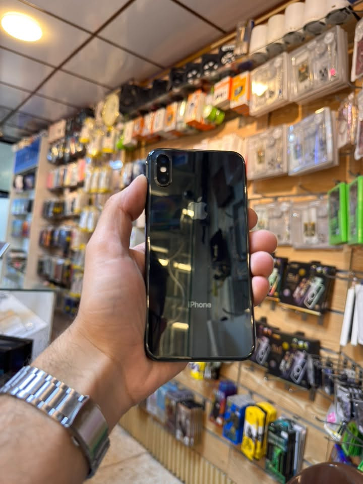 📱 عرض جديد | iPhone X
الموديل: iPhone X
 المساحة: 256 جيجابايت
 الحالة: فول نظافة، باقي الجهاز بلادي (مستبدل بطارية فقط، الفيس آيدي متوقف)
 السعر: 150,000 دينار
📍 العنوان:
حي الزهور - سنتر دانيال (قرب سيدتي الجميلة)
📞 للتواصل والاستفسار:
***********
