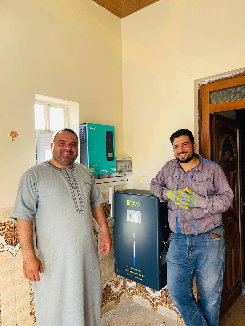 ✅ بفضل الله تم تنصيب منظومة لمنزل السيد #علي #خلف #الگنيبص 12 نهاري و 12 ليلي وشايف خيرها إن شاء الله
🆕 مكتب علي الجميلي للطاقة الشمسية
____________
بإدارة زيد الجميلي
***********
✅ بفضل الله تم تنصيب منظومة لمنزل السيد #علي #خلف #الگنيبص 12 نهاري و 12 ليلي وشايف خيرها إن شاء الله

