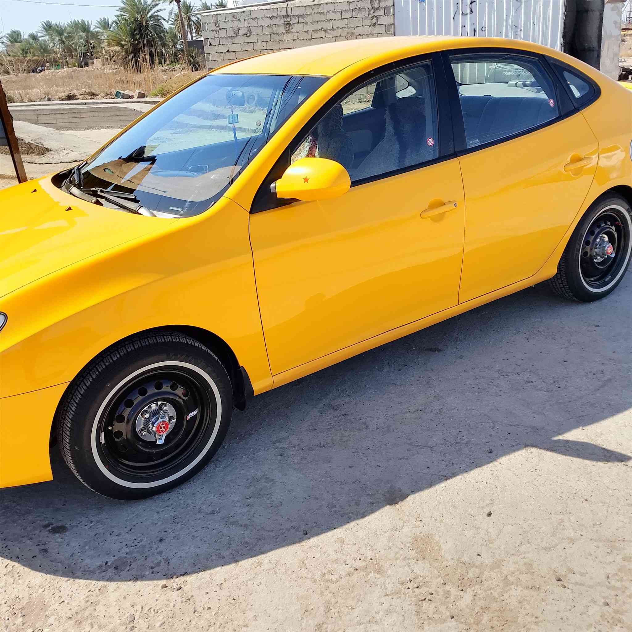 سلام عليكم سياره للبيع النترا موديل 2007 حادث جاملق وبنيد تحويل ذاني يوم تخم تاير صدر جديد خلفي ومامي هيه مصفره وقرامات هم منضومه بيه غاز شقاله فول محرك الفين جديد حاويه كير جديد الله شاهد فول تبريد كبريسر عاطل جان يشتقل فإن قوي مصبوقه جديده فرن سعر 82 وبيه مجال رقم الهاتف ***********
