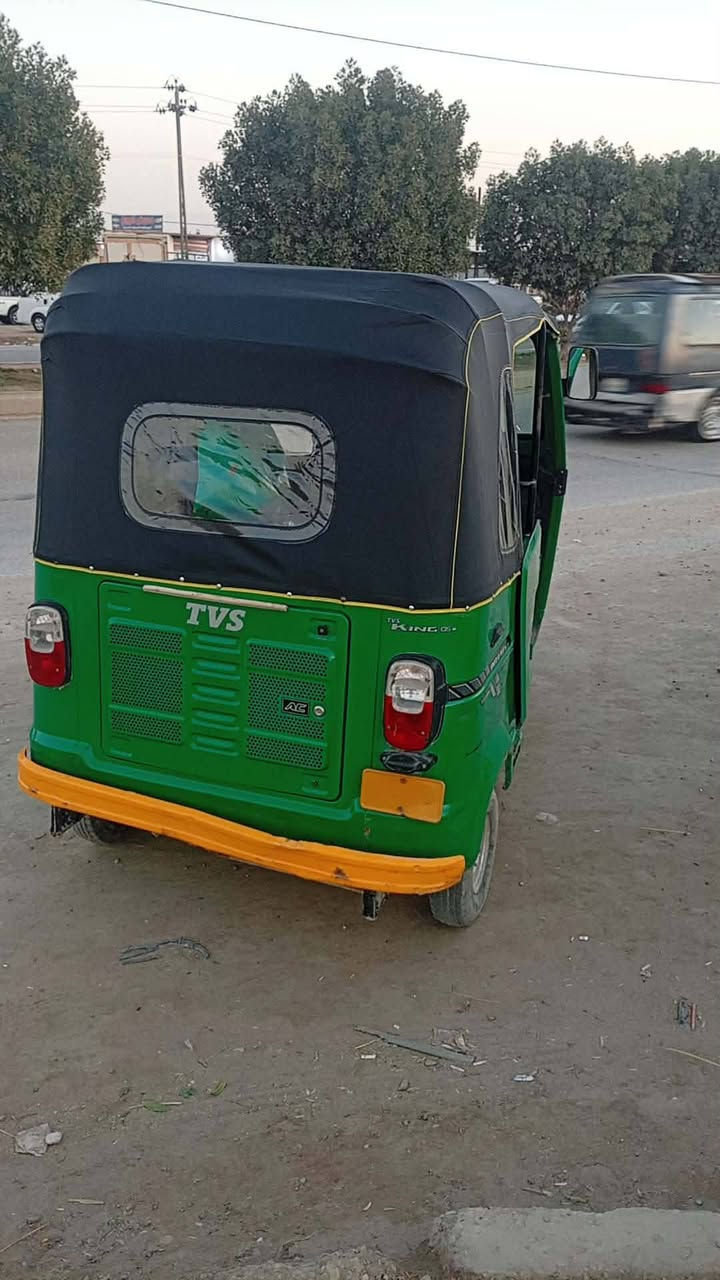 تكتك Tvsموديل 21اوراق اصلي وكيل محمود تحويل مباشر ب اسم المشتري كفاله عامه(كشر ومحرك )تكتك جاهزه ومنفوضه مانقصها شيء تراي وين ميعجبك المكان بابل قضاء القاسم قرب مصرف القاسم العام ***********موجود واتساب
