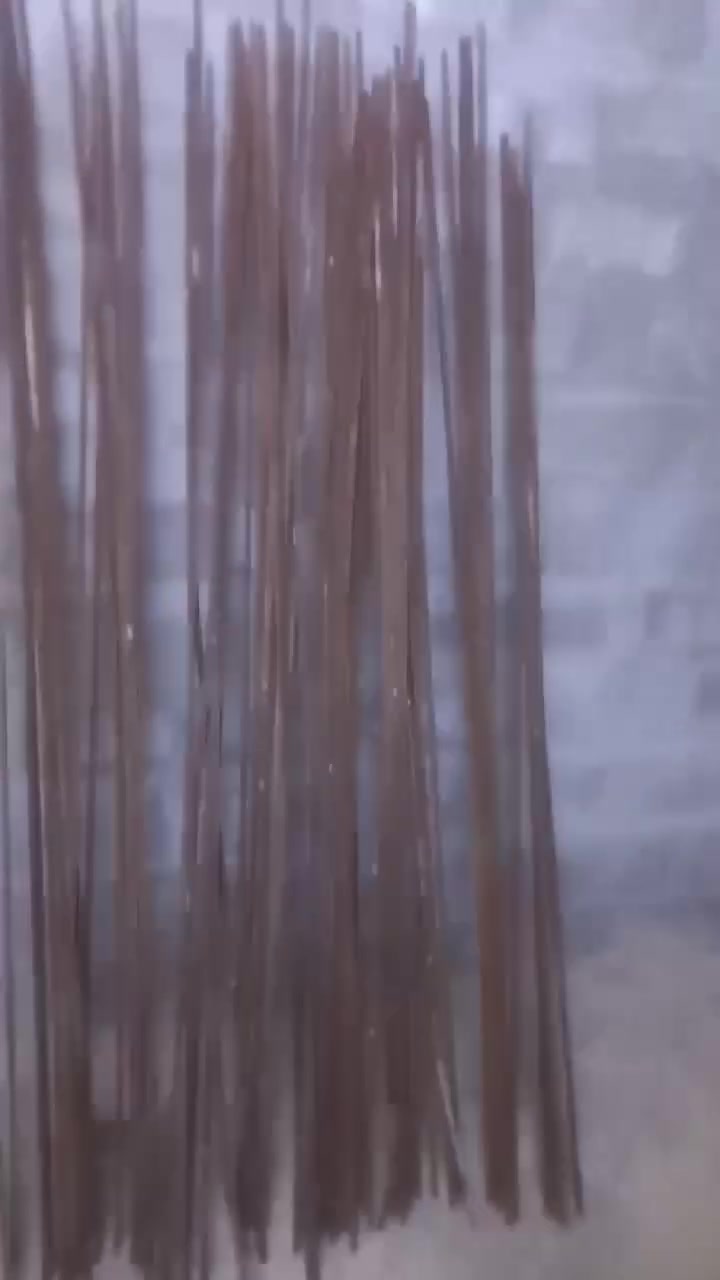 للبيع شيش حديد الطول مترين اتصال( *********** )
