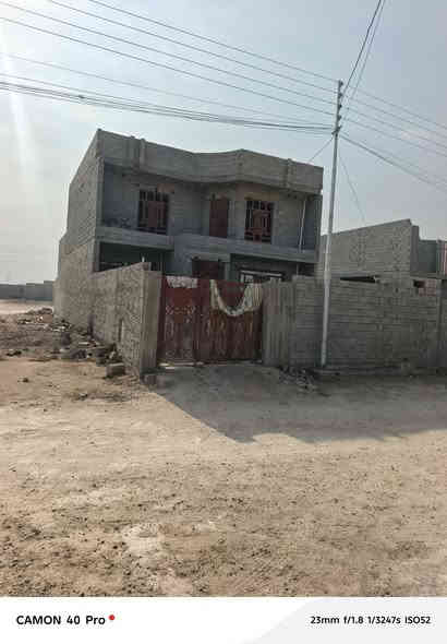 للبيع بيت عقد  في حي المختار قرب جامع عبد السلام البياتي م 250متر يتكون من 4غرف نوم صاله2فوك وجوه واستقبال 
ومطبخ مي وجاري كامل صبه ارضيه كامل نقصه كهربائيات وبياض السعر 45وبيه مجال 
***********واتس 
***********واتس
