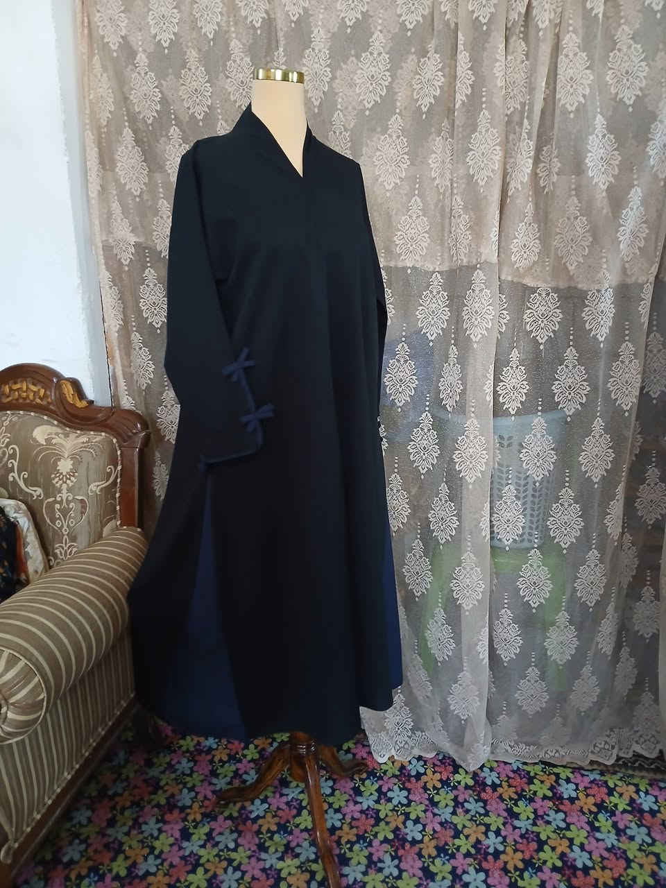 عباءة خليجي اسعار مناسبة جدا للحجز *********** واتساب اكو توصيل بلفلوجة وخارج الفلوجة وحياكم الله
