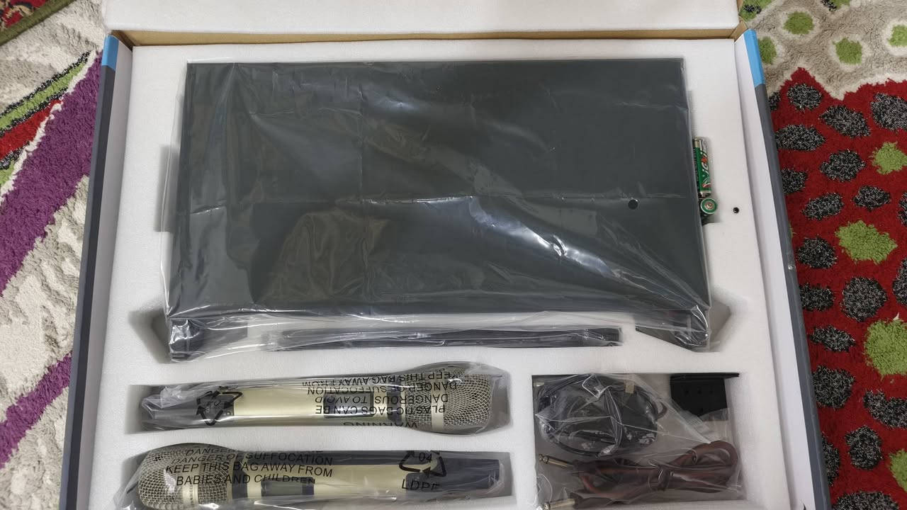 يتوفر جهاز سنهايزر  SENNHEISER SKM9000
و جميع انواع اجهزة الاسلكي الاخرى اسعار مناسبة جداً 
للطلب و الاستفسار: 
***********
***********
