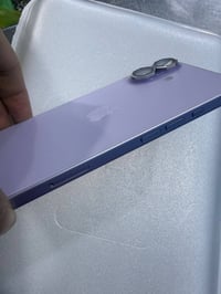 ايفون ١٧ بلس • ٢٥٦ • بطارية ١٠٠%