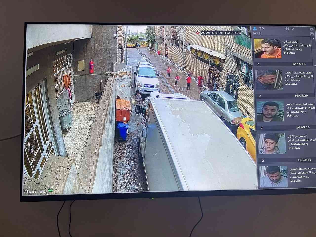 كلها علينا تجهيز ونقل وتنصيب باعلى المواصفات 
اعلى العروض وافضلها مع خاصة الذكاء الاصطناعي 

خاصة الذكاء الاصطناعي هي:-
1️⃣ - تصوير اي شخص يصلك قرب المكان بصورة خاصة صوت 
     وصورة ولقطة فديو ١٠ ثواني .
2️⃣-ممكن تحديد الأشخاص المخولين من قبل النظام بعد 
       ادخال بيانات من قبل المستخدم.
3️⃣-تفعيل إرسال صور الأشخاص على الهاتف.
4️⃣- حفظ صورة آخر شخص كان بالموقع قبل فقدان او 
         سرقة جهاز وإرسالها على الهاتف

منظومة دهوا تجميع باعلى المواصفات 
دقة 5 ميكا فول كلر صوت وصورة 

📌المواصفات
🔺اربع كاميرات دقة 5 ميكا فول كلر صوت وصورة دهوا اصلي
     لد ( تصوير ليلي نهاري ملون حتى بدون انارة)

 🔻ديفيار 4 جنل دقة 5 ميكا نوع دهوا يشغل كل انواع 
      الكاميرات ويدعم تسجيل الصوت مع تصوير الوجوه 
     والتعرف عليها بالذكاء الاصطناعي 

🔻هارد خزن اصلي 

🔺كيبل رولة 100م مسلح ونحاس ومقاوم كافة الظروف الجوية 

🔺جهاز يو بي اس نوع ليثيوم اصلي يشغل منظومة الكاميرات 
     مع منظومة الانترنت ٣ ساعات حقيقي ويعتبر جهاز حماية 
     ومنظم فولتية وتلغي كافة المحولات

🔻بوكسات عدد 4 خاصة بالكاميرات لحماية الفيش من 
     الرطوبة والعبث وتعطي شكل لائق للكاميرات

🔻فيش كامله خاصة بالكاميرات

🔺كيبل اج دي مسلح

🔻ممكن ربط المنظومة على الانترنت وتراقيب وانت باي 
     مكان بالعالم

🔺ضمان سنه حقيقي

🔴لمزيد من المعلومات مراسلتنا على الخاص او الاتصال على الرقم
***********
***********مهندس محمد
