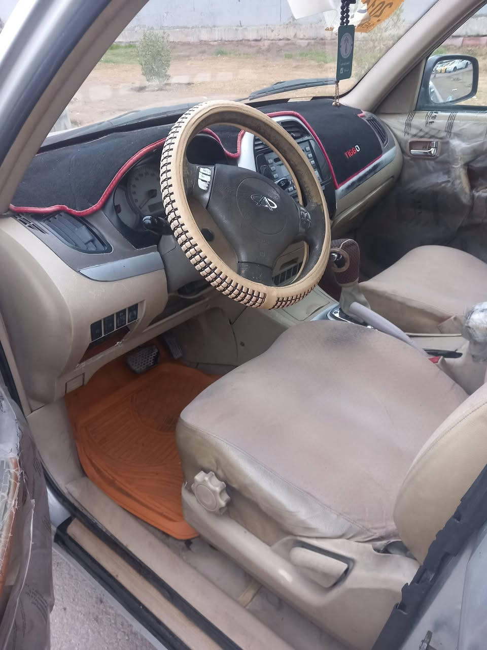 السلام عليكم تيكوللبيع ٢٠١٢ كير ميكانيكي مصبوغة احزام للجمالية مابيه اي تبديل كله ابلاي رايده(٥٠ورقة) الرقم (***********) المكاني بغداد الجديدة ٠
