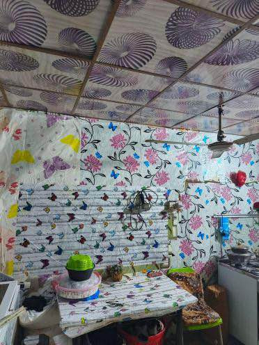 سلام عليكم دار للبيع مساحتة ١٥٠متر مربع طابو ملك صرف  في منطقة سكك قرب جامع حسينة فاطمة زهراء 
واجهتة ٥متر  نزال ٣٠ متر يحتوي ع استقبال مطبخ وغرفة واحدة وصحيات وكراج سيارة امامي وحديقة خلفية 
 الاستفسار 
*********** ناصرية, ذي قار
