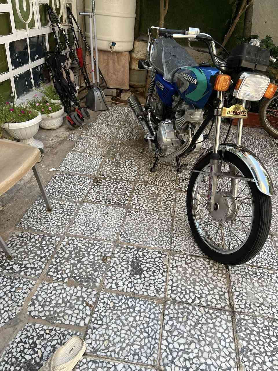 سلام عليكم نامه متياز موديل 2021دراجه جديده وعله فحص وكيله العارضي
السعر 725 وبيه مجال قليل الشراي ينصل وخادم ***********

