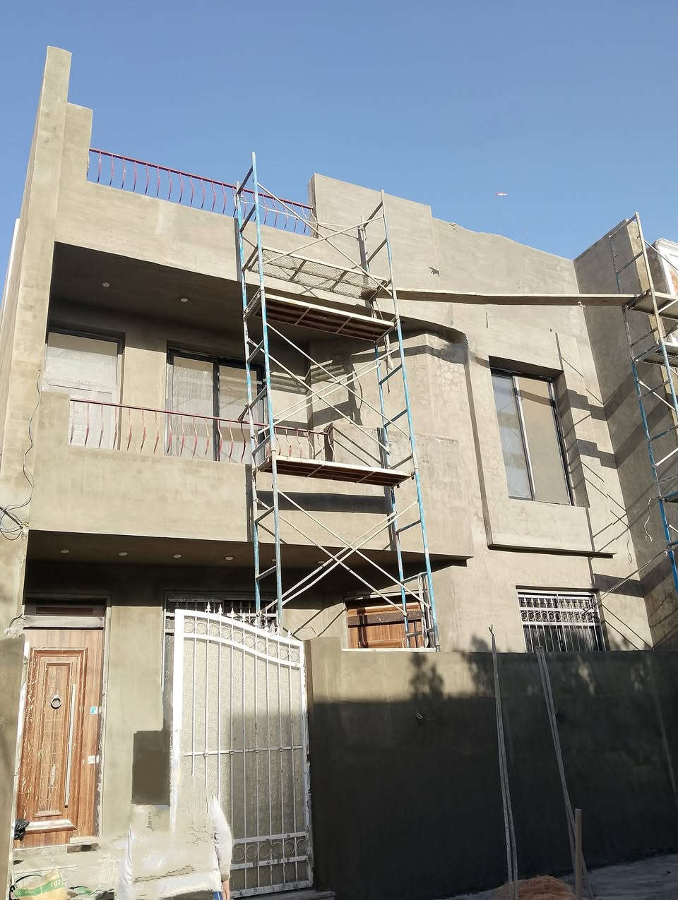 كادر لبخ اسمنت مصري درجه اولى كوبلنات طرايش بغداد الغدير ***********
