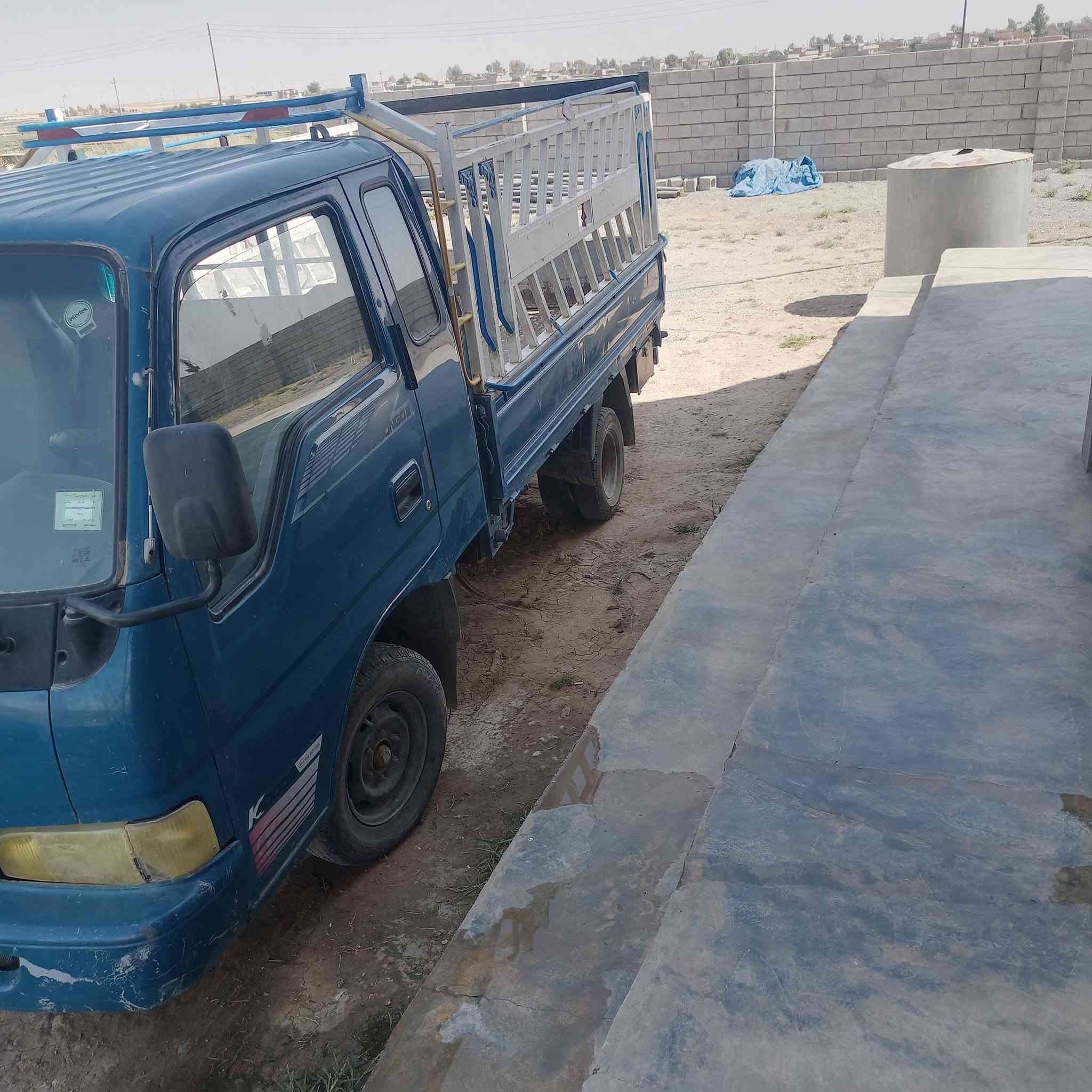 كيا فونتيره للبيع الموديل ٩٧ مشروع وطني سنويه لل ٢٧ الشاصي بي ملاحضات بصيطه ومعمر الصدر شرط الكير شرط المحرك شرط ابيع تحويل السعر ٦٠ و بيهه مجال اتصل و تدلل *********** (ابيع تحويل)
