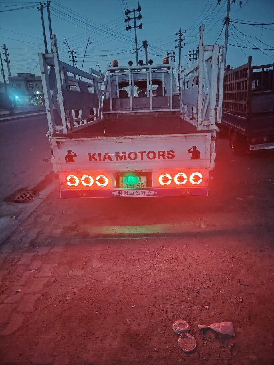 كيه بنكو موديل 12 كير محرك حداديه تخم تاير دلوب جاهزه سنويه 30 تحويل ثاني يوم السعر 85 المكان حي الوحده ميسان ***********
