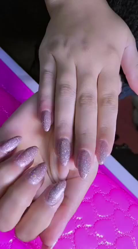 ميش مع تسريح ومعالج العنوان الخطيب الزراعي شارع المولد الحمره بالقرب من أسواق ام علاء صالون الملكه مقابيل صيدليه حيدر جواد تواصل وتساب ***********
