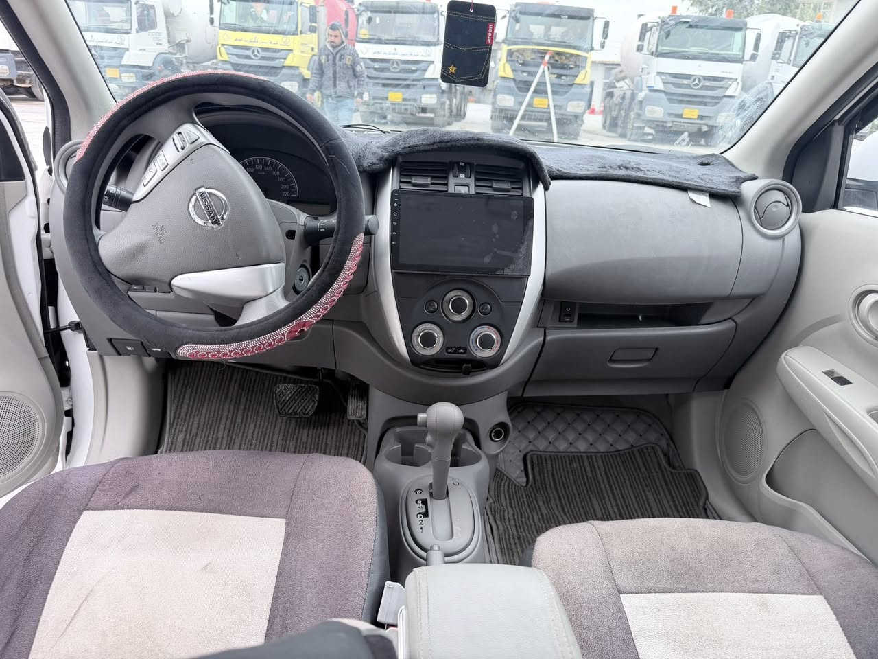 صني هندي
موديل 2022
السعر 108
المكان كركوك
ماشيه 55 الف
هزه سنويه جديد 
السياره جاهزه من كلشي 
بطاقه بانزين بيه 
***********
