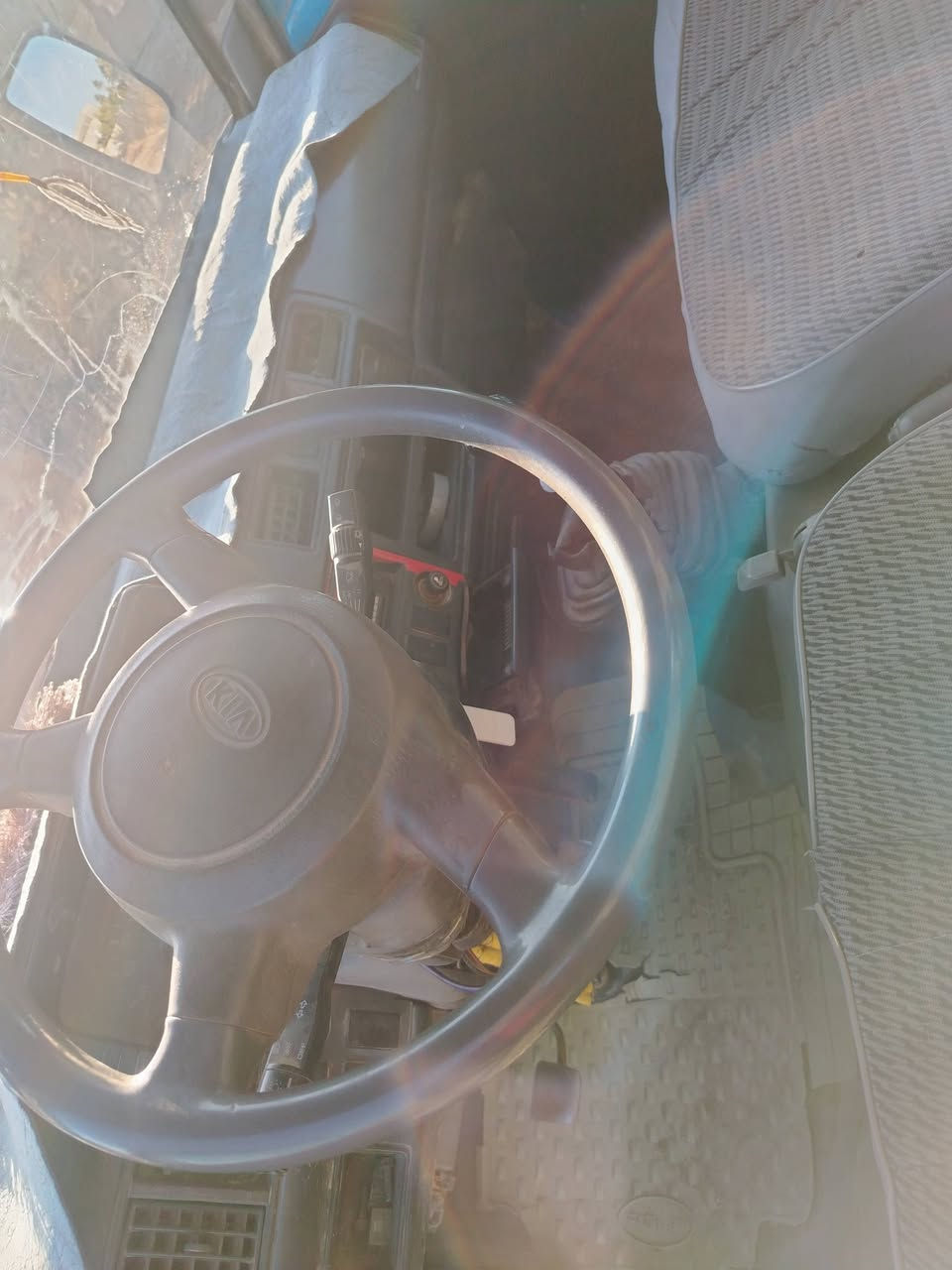 سلام عليكم كيه دبل قماره مكفوله صبغ جماليه فقط سنويه ل ٢٨ بسمي تايرات جدد حداديه نضيفه سياره جاهزه متخسر عليه سعر ٥٨ بيه مجال بصيط مكان حله ٠٧٨ ١٨٣٧٢٠٦٩
