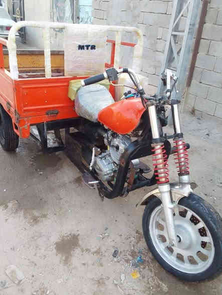 امتي ار.  ادواااات مديل 15. مكينه مكفولة وشاصي وبدي وتواير كلش نضاف بس الركبة معمرة ومضبوطه ضفيرة كامله عوزها بس باتري والسعر600وبيها مجال للطيبين مكاني الزبير محلة شمال ***********وتساب مارد ع خاص
