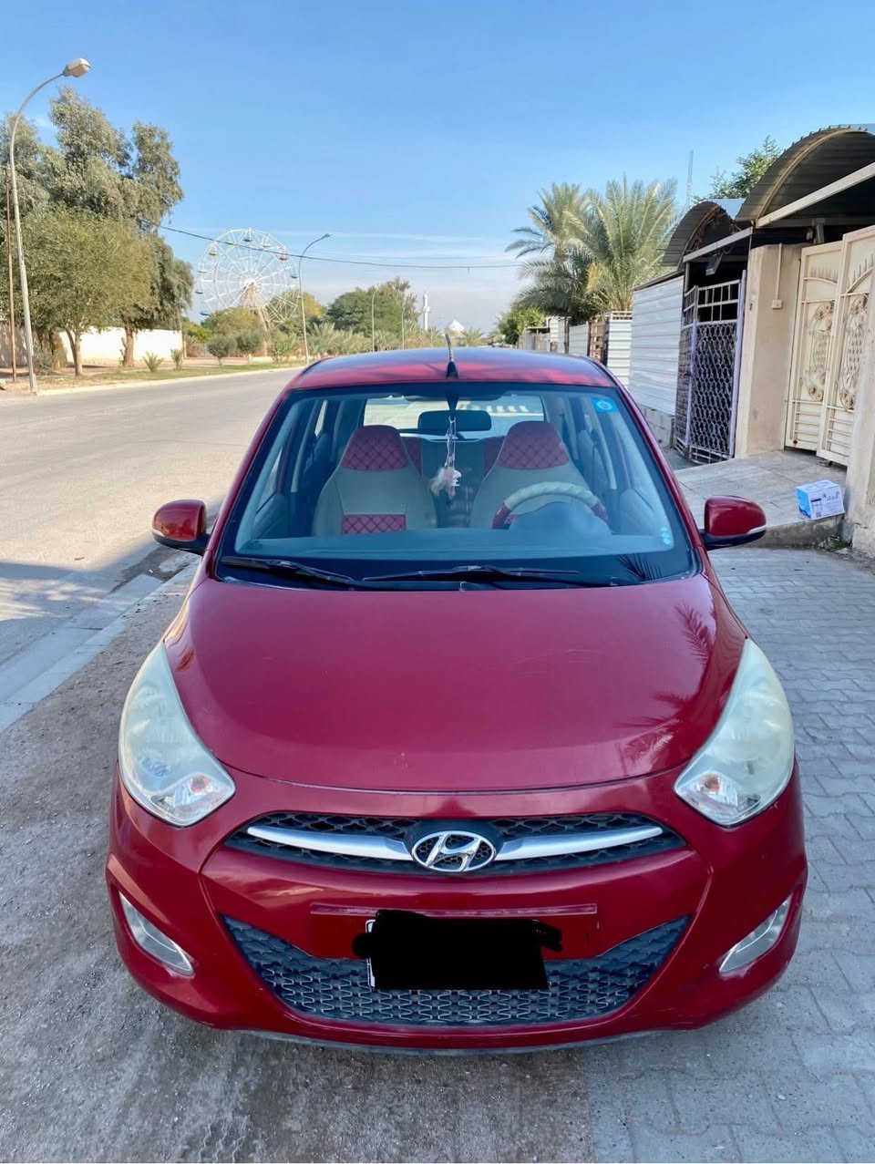 للبيع  هونداي i10  موديل 2015 نظيفة جدا
محرك 4 سلندر 
تبريد وتدفئة
غرفتها جديدة + دوشمة 
تخم تاير جديد
صدر على وضع الشركة
السياره كلها على وضع الشركة
ماشية 31 الف يعني جديدة
…
هاتف ***********
واتس ***********
السعر 85$ وبيها مجال بسيط
