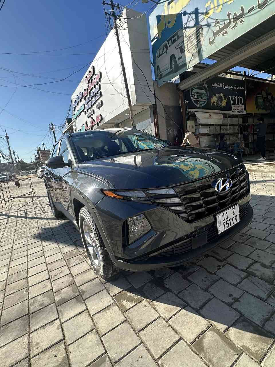 السلام عليكم 
توسان هونداي

2024 ضرر السيارة بل منشور 

السيارة بسمي رقمهة بغداد

لونهة رمادي 

دفع رباعي 

مواصفات السيارة

ابواب بصمة+شتغيل عن بعد 

تحديد مسار 

شاشة كبيرة كار بلي

كشنات حار 

رادار بل مري

تبريد لمس 

كشن كهرباء

جنطة كهرباء 

توقيف ذاتي

مكينة2500 تنفس طبيعي
 

عنوان السيارة بغداد الامين  + شارع الضلال (ما متواجد خاص)

***********
