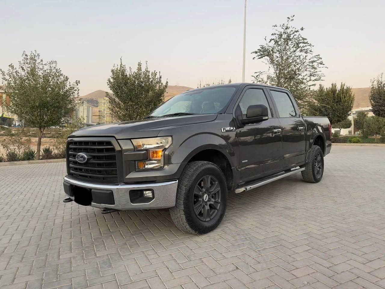 Ford f150 2016 
فۆرد f150 مواسەفات xlt -دەبڵ ئەکسلە بێ ڕەقەم دوبەی 
٢ پارچەو نیو بۆیاخە ٢٢٥ هەزار کم ڕۆیشتووە 
مەکینەی 3.5 تۆڕبۆیە -  گێڕ و مەکینەو تۆڕبۆی بەشەرت 
نرخ: ١٣٥$ معامەلە 
سلێمانی ناوشار 
ژمارەی خاوەنەکەی *********** 
ڕەقەم شانسی 
  1FTEW1EG1GKD53216 السليمانية, العراق

