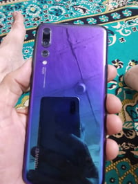 انت قيم السعر افضل جهاز من هواوي كفاله عامه هواوي p20بروه شوف مواصفاته...