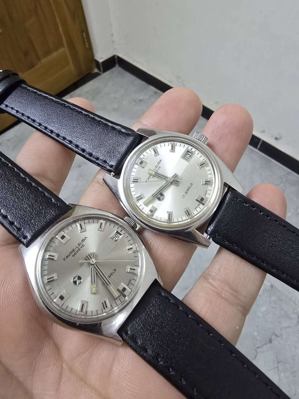 فافر لوبه سويسري فنتج ١٩٦٢ تعبئة تكويك مكينة (١٧) حجر مختومة بشعار الشركة (الساعة الرملية) القطر {36}  للاستفسار عن السعر التفضل خاص  العدد 5 قطع


**إذا كنت صاحب هذا الإعلان وتريد حذفه لأي سبب، رجاءا أرسل رسالة إلى الدعم الفني**