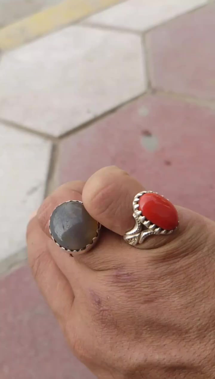 المهتم يتصل ***********
