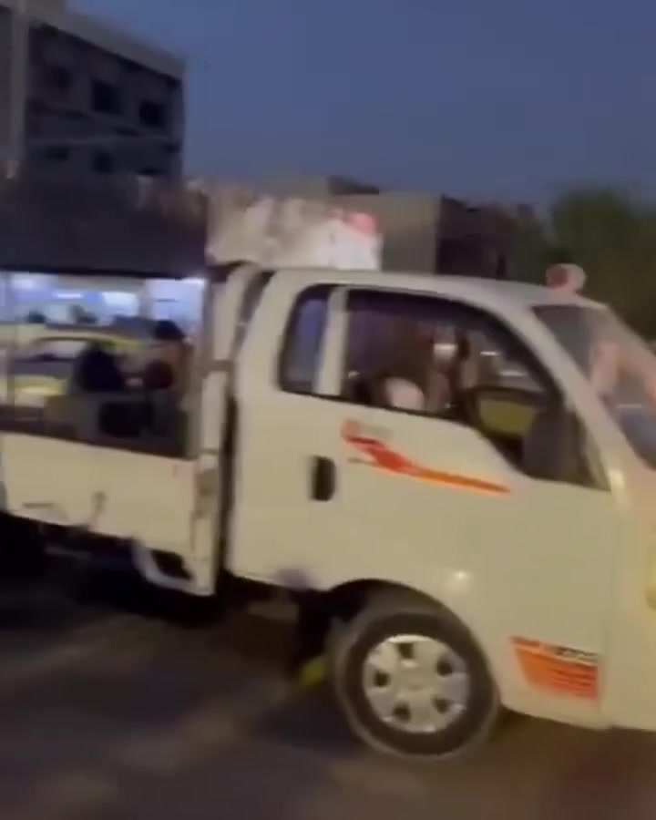 لعيونك رئيس الوزراء.


**إذا كنت صاحب هذا الإعلان وتريد حذفه لأي سبب، رجاءا أرسل رسالة إلى الدعم الفني**