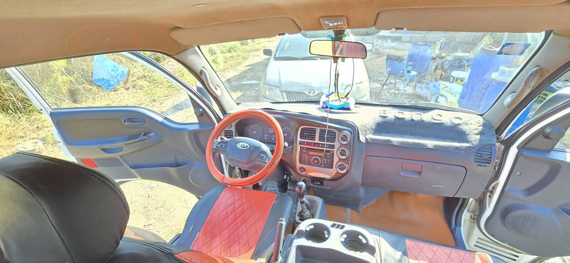 للبيع كيا حمل موديل 2016
رقم ذي قار – رقم إنكليزي
🔹 سنوية للـ2030 + هزة جديدة
🔹 السيارة باسمي – تحويل مباشر بنفس اليوم
🔹 المحرك ممتاز (لا تبخير ولا تنقيص)
🔹 گير + اكسل مكفولين
🔹 الشاصي مكفول ورقم الشاصي واضح جداً 
🔹 الإطارات (تايرات) جديدة
🔹 مسجل + كهربائيات السيارة بالكامل شغالة
🔹 لا يوجد صبغ نهائيًا، القشرة الخارجية على البلادي
🔸 الملاحظات:
بعض التخسفات والشخوط البسيطة في البيبان والبدي ولم يتم إصلاحها أو صبغها بعده كله بلادي 
📍 الموقع: بغداد – الشعلة
📞 الهاتف: ***********
💰 السعر: 110 وبيها مجال البسيط
