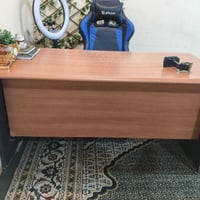 ميز مكتب وكرسي ب 100
