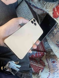 ايفون 11برو ماكس مبدل شاشه اصليه تفليش وبطاريه اصلي دبل خط ذاكره ٢٥٦ ك...