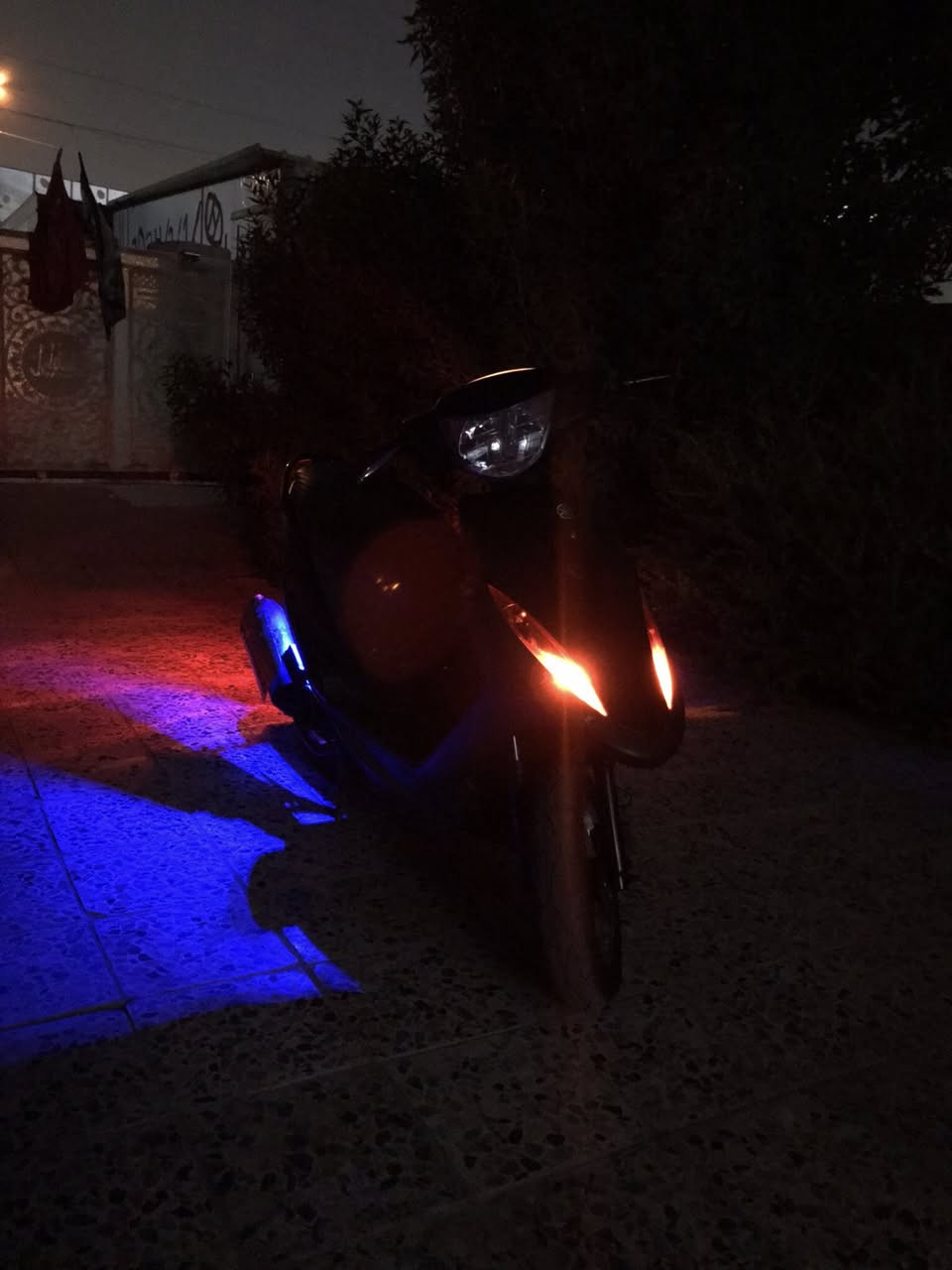 سلام عليكم دراجه ماكس للبيع
الدراجه كلشي مابيه بس كابريتر ينرادله وهاهيه + موجوده كل ملحقاته البلاد

السعر انتَ بيش تفيدك كلي و يصير خير ان شاء الله

الدراجه مستعجل عليه


**إذا كنت صاحب هذا الإعلان وتريد حذفه لأي سبب، رجاءا أرسل رسالة إلى الدعم الفني**