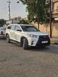 هايلاندَر XLE • ٢٠١٧ • ٦ سلندر