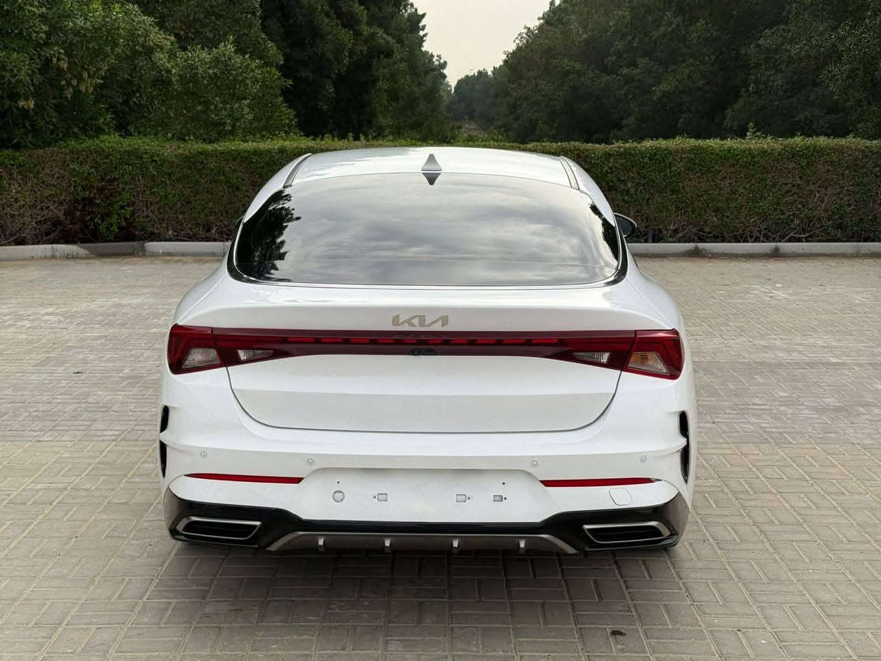 كيا K5. للبيع بتقسيط وبنقد بدون مقدمه واتساب ***********
موديل 2022
مواصفات أمريكية
 بدون فتحة سقف
الممشى 62000
4 سلندر 1600 cc
