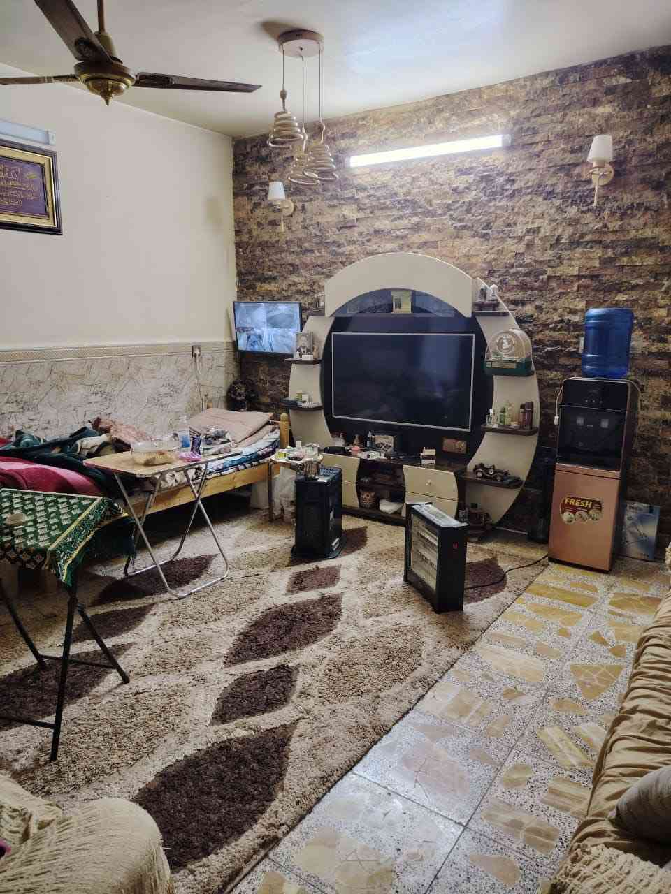 بيت البيع 100متر 🏠
واجهته 5نزال 20
يحتوي على ثلاث 💤 نوم 
صاله مطبخ خدامات 
موقع حي جهاد - الامانه قرب شارع ١٥ 
سعره 170بي مجال 
*********** الاستفسار اتصال ☎️
