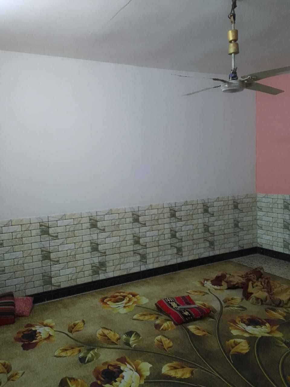لسلام عليكم بيت 110 متر طابقين طابو صرف بي 5 غرف نوم وستقبال وخدمات صحيه فوك وجوه بيت قريب عل لشارع بقطاع 31 مقابل جامع لحكمه لسعر 160 وبي مجال لاستفسار  ***********
