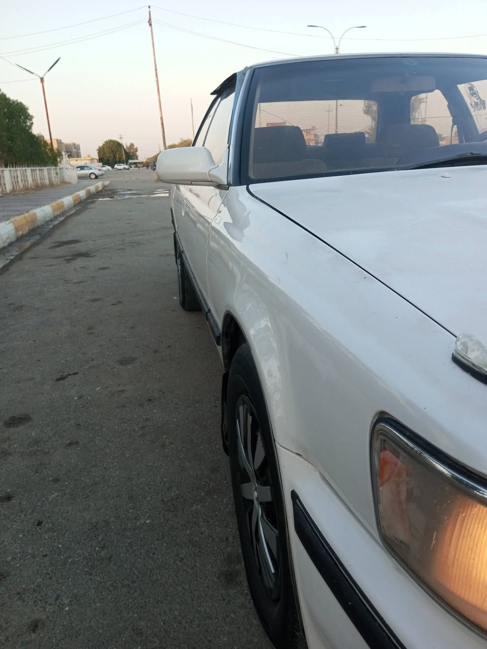 السلام عليكم شيزر لبيع موديل 93سيارة كله ابلاديه كير محرك مكفولات شد محرك جديد صدر امامي وخلفي جديد كهربايات كله شغاله مري شفط سويه ارقام جديد 31 شرط التحويل منضومه تبريد كامل بس الصونده طاكه السعر 38بي مجال بسيط العنوان ديالى المقداديه ***********

