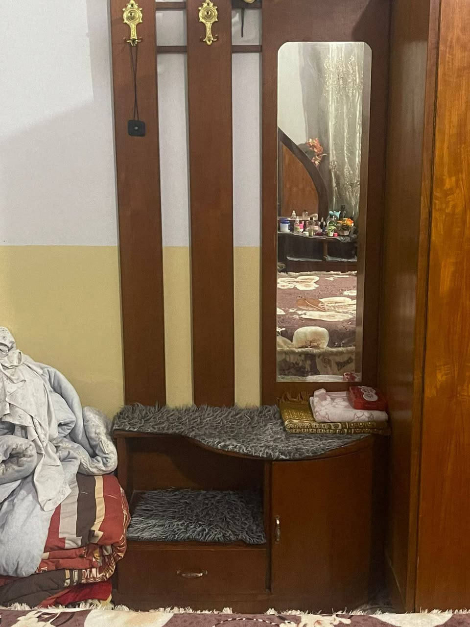 غرفه للبيع بدون قنصور بدون مرايه
السعر110
عنوان كرامه موصل
رقم الهاتف
***********
