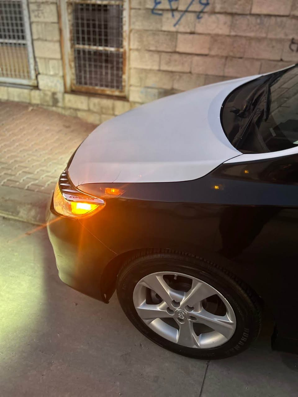 کرۆلا ٢٠١١ مواسەفات ئەمەریکی مەکینە گەورە ٢٠ ڕەشی قەتران بۆ فرۆشتن و گۆڕینەوە نرخی ١٠١ گەڵا 
ڕەسمی سۆنەر دانراوە 
*********** 
سلێمانی ناوشار السليمانية, العراق
