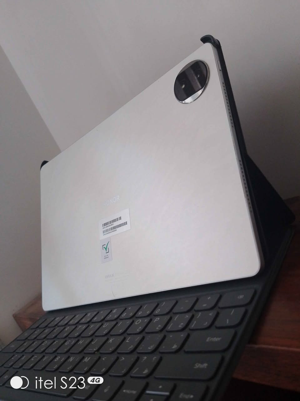 Honor magic pad 2
العملاق ماجك باد 2
بشاشة امولد 
 الجهاز نظافة 100 بالمية ولا خدش
واستعمال قليل جدا
كامل الملحقات : كارتونة + شاحن + كيبورد + قلم
السعر 700الف بغداد, العراق


**إذا كنت صاحب هذا الإعلان وتريد حذفه لأي سبب، رجاءا أرسل رسالة إلى الدعم الفني**