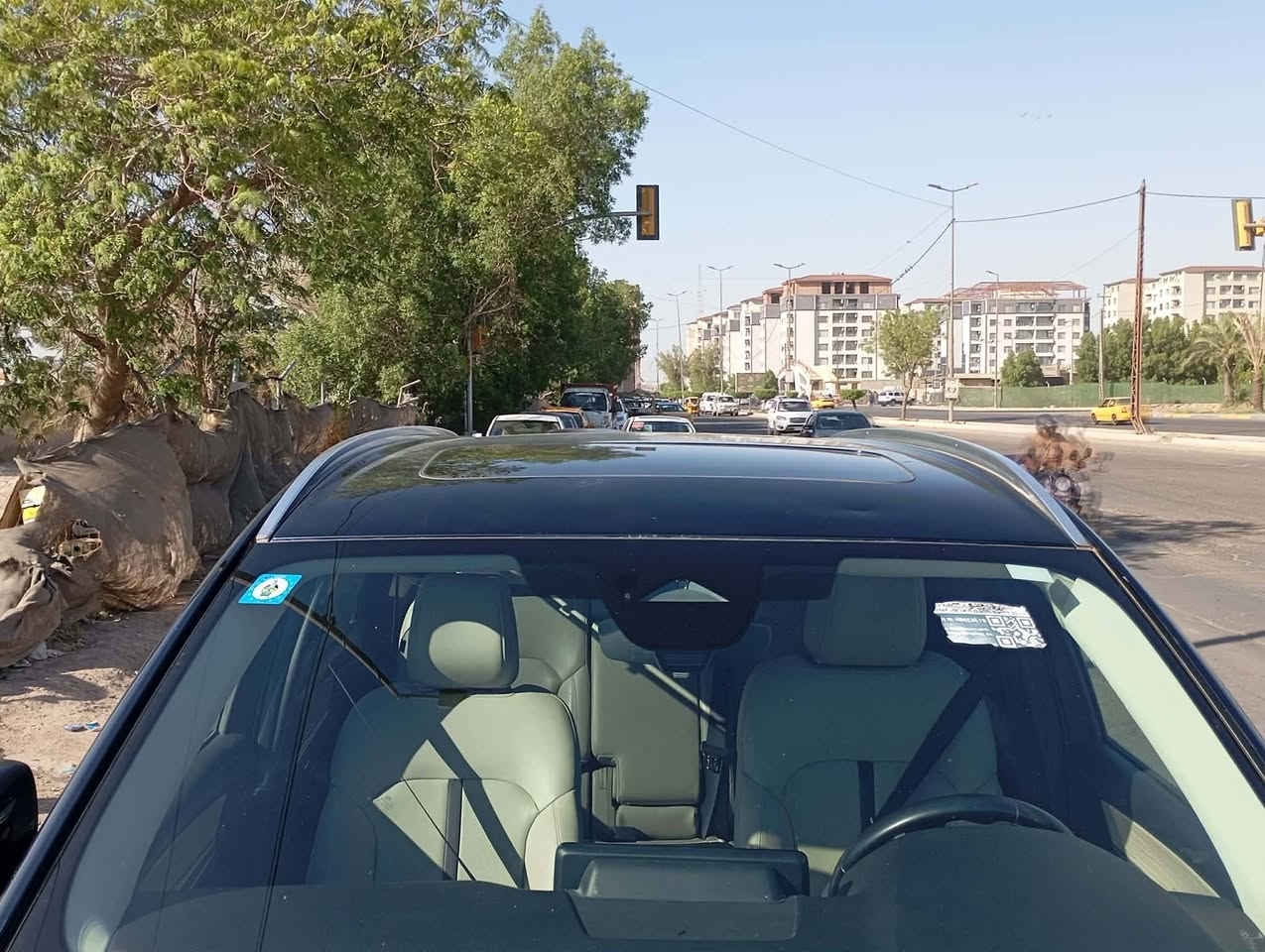 #السلام_عليكم
مازدا cx90 موديل ٢٠٢٤ هايبرد بلكن 
رقم بغداد باسمي السيارة .
فول مواصفات يعني رادرات فتحة تدفئة تبريد بالكشن تبريد ثلاث قطع ..... الخ .
 ماشية ٩ الاف 
صور الحادث بالمنشور 
البنيد والجنطة مبدل بلادي وصبغ جاملغ خلفي
المكان الدورة شارع ابو الطيارة 
 السعر 255$
***********
