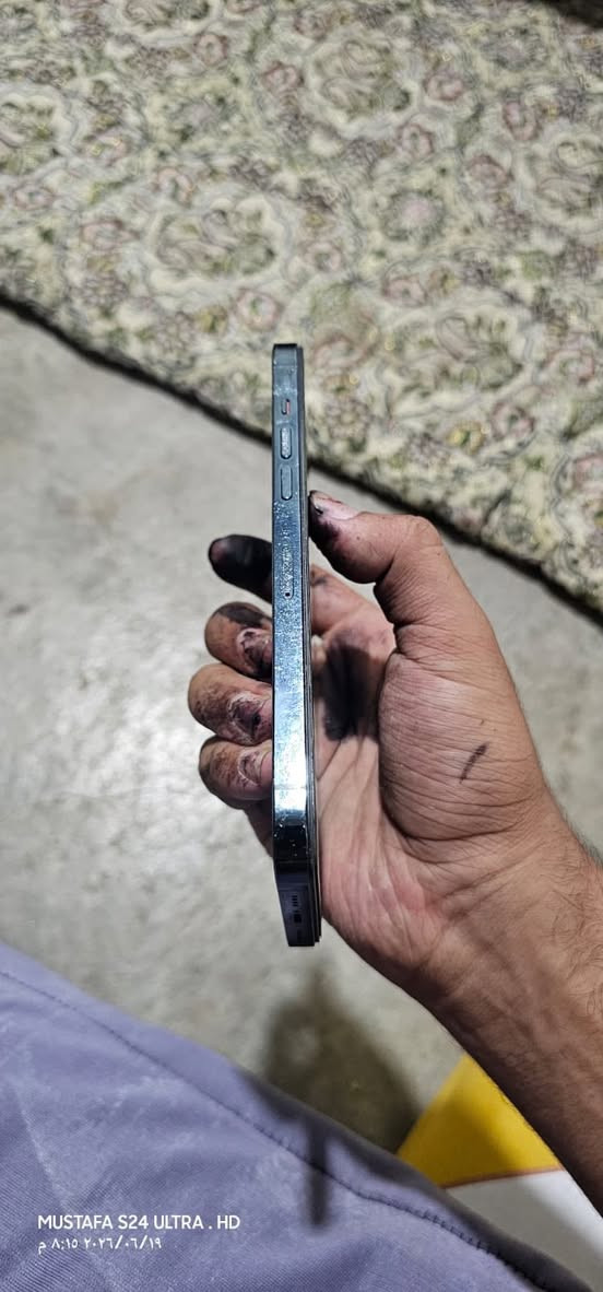السلام عليكم
ايفون ١٢ برو ماكس 
لون بحري 
ذاكره ٢٥٦
دبل خط 
مبدل شاشه نوعيه زينه 
فيس ايدي شغال زي
مبدل بطاريه احسن نوعيه بل سوك 
و الكامرة ٢.٥ التقريب بيهه رجفه 
مراوس ب ١٣ عادي او ١٣ برو


**إذا كنت صاحب هذا الإعلان وتريد حذفه لأي سبب، رجاءا أرسل رسالة إلى الدعم الفني**