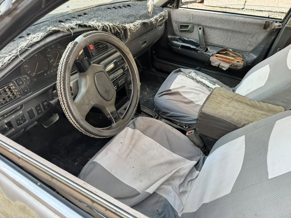 مازدا 626موديل1991كير اوتماتيك محرك12بخ 2.2كير ومحرك خير من الله للبيع السعر 25ورقة وبيها مجال السيارة موجودة بالقيارة دور القاعدةللاستفسار راسل خاص او اتصل بالرقم ***********
