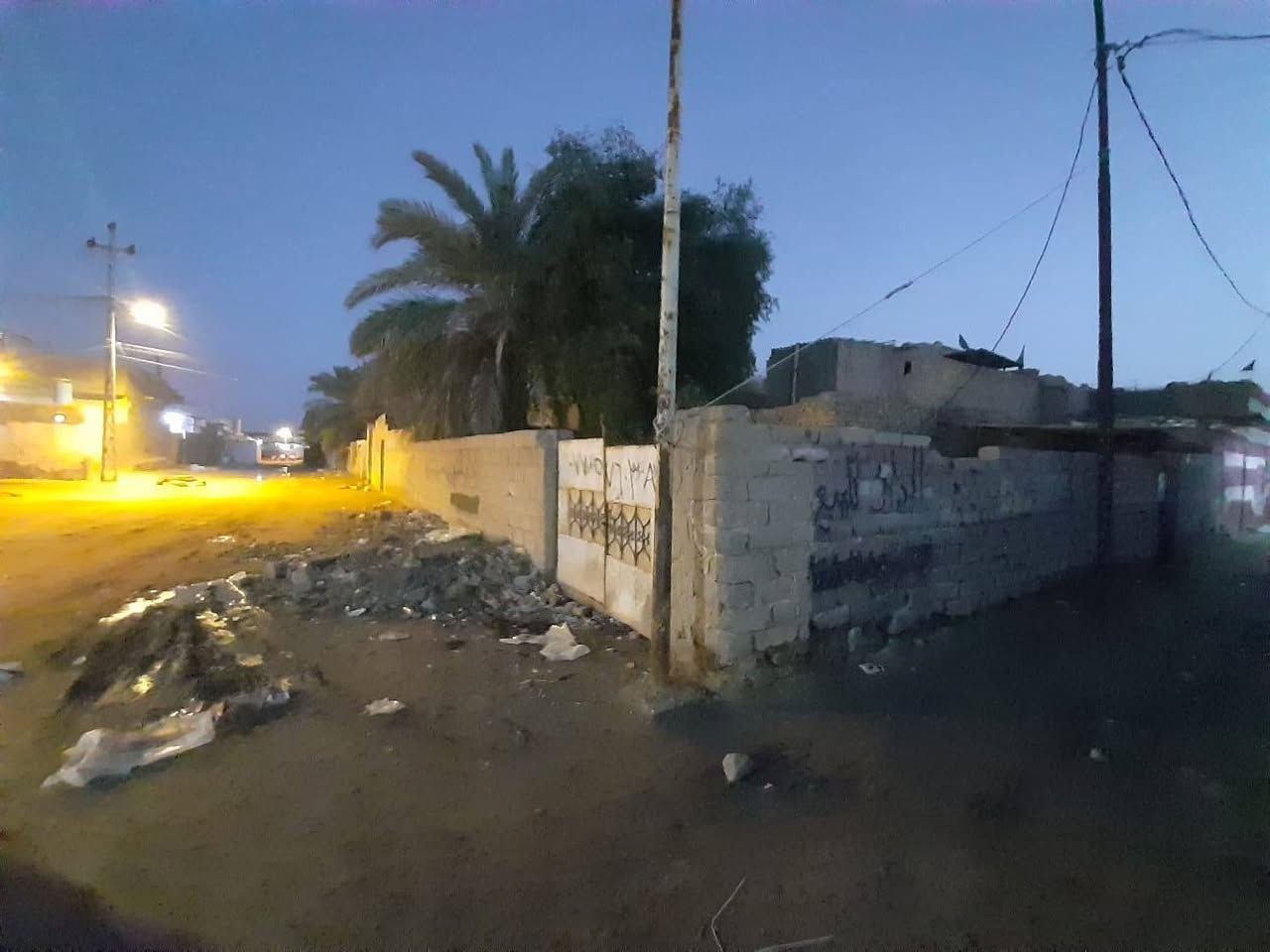 السلام عليكم 
يعلن مكتب عقارات النهروان عن توفر 
بيت قديم ركن يعتبر قطعة ارض 
المساحة ١٦٨ متر 
طابو صرف عرصة يتحول بأسم المشتري
 الموقع ابي الخصيب / الاسمدة

للتواصل والاستفسار 

***********
