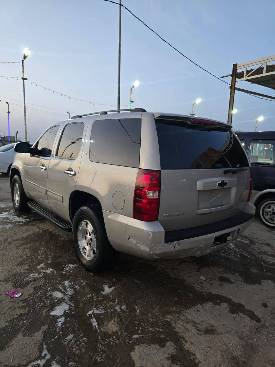 السلام عليكم
تاهو 

اللون رصاصي شمباني 

الموديل 2007

المواصفات LTZ فول مواصفات وارد خليجي 

كفاله من الضربه والكص والعيب الشرعي والفتح 

مسجله ضمن قرار 102 مفحوصه مرور معامله جاهزه باقيه فقط على الرسوم الكمرك محافظة النجف الاشرف مكان السياره بلنجف 

السعر 100ورقه شده او بيها مجال للاستفسار الاتصال على الرقم يوجد واتساب.  

 ***********
