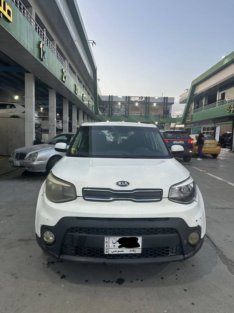 يا الله السلام عليكم
من رخصة الادمن المحترم
كيا صول 2019 وارد امريكي للبيع
1600 محرك
كير At 6 نمر
حادث امريكا جدا خفيف جاملغ بنيد لا شاصي لا لغد حتى بدون ايرباك كلة كفالة الدواخل
السيارة على ايدينة استوردناها من ٢٠٢١ 
ماشية ٨٥
تبريده تبريد الصول المعروف 
تخم تاير جديد الماني مصارلة سنة
باتري جديد امرون الاخضر حتى الضمان موجود
الدهن قبل ما تستحق ابدلة اله ادينول
وشرط بانزين كلة محسن 
رقم بغداد 
السيارة نظيفة وعلى ايدينة وانظف من الصور
السعر 128 ومجال للطيبين وجيتك غالية
مكاني بغداد شارع فلسطين خلف مول النخيل
***********
رصيد + واتساب
