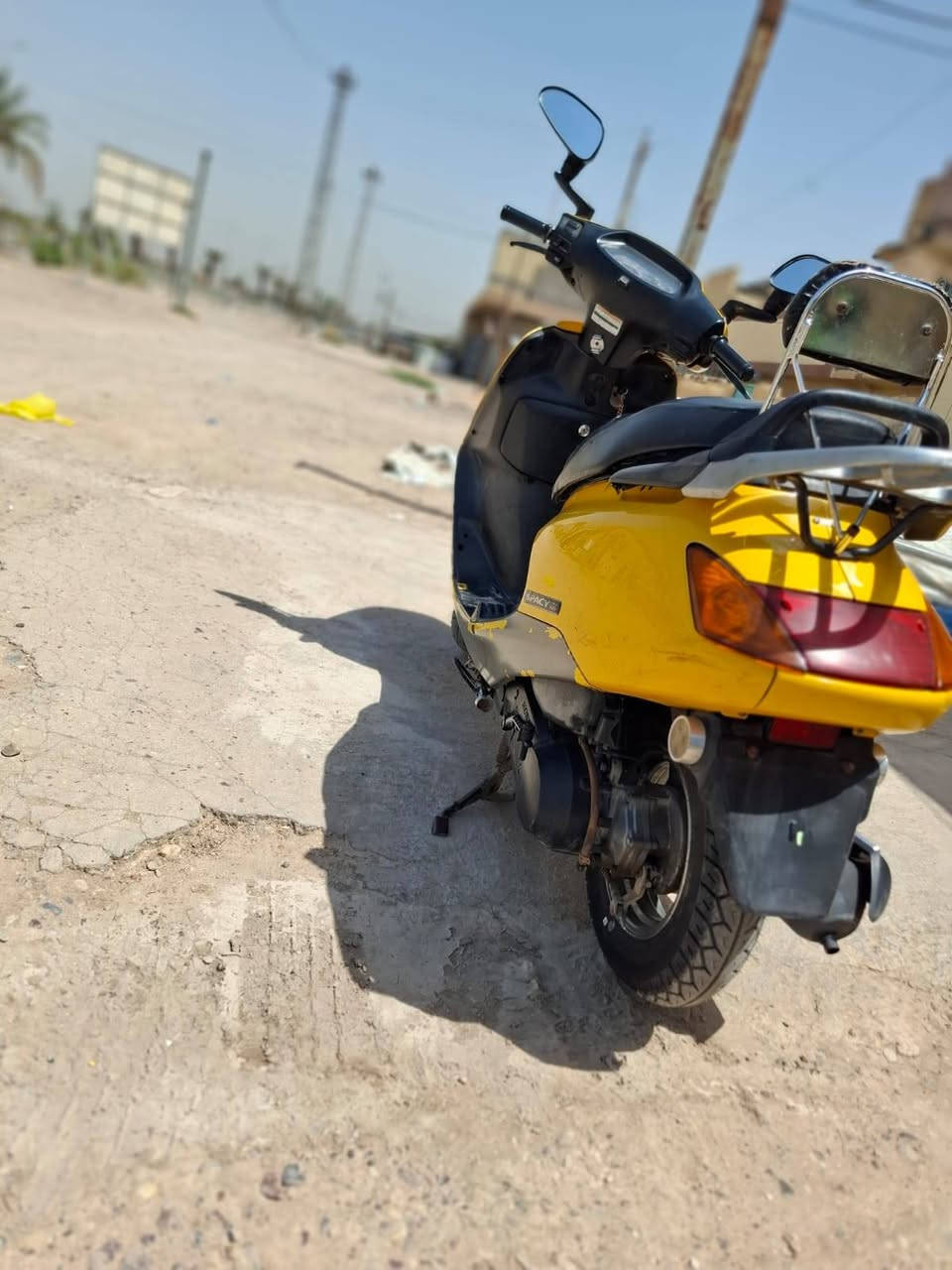 سلام عليكم دراجة سبيسي ياباني بلادية مكينة مفتوحة تايرات جدد صالنصة جديدة دبل خلفي جديد قبل اسبوع شديتهن مكاني بغداد محمودية رقم التواصل *********** *********** اثير بي واتساب
