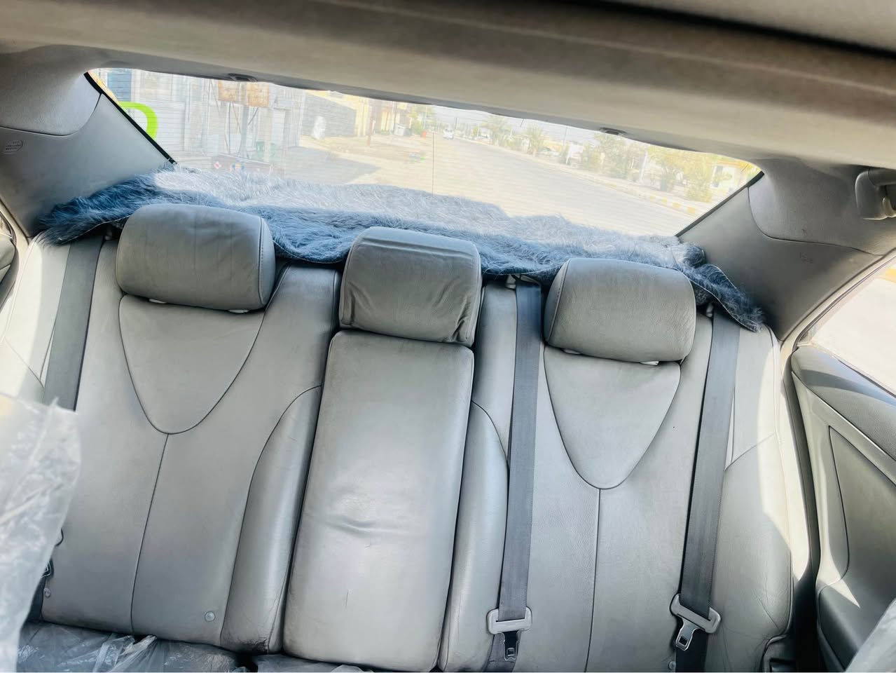 السلام عليكم 
كامري 2007
وارد أمريكي XLE
فول واحد عله واحد
رقم بغداد تحول او وكاله
فتحه سقف بصمه تشغيل تشغيل عن بعد 
تحكم استيرن تبريد قطعتين دخول ذكي حساسات شاشه أندرويد كشنات  جلد كشن كهربائي 
محرك مامفتوح بلادي كير صدر دبلات امامي خلفي تخم تايرات 
شرط
صبغ 3قطع بدون داخل 
ماشيه 142حقيقي 
سياره جاهزه نقص برغي مابيه 
السعر اتصل وتدلل 
مكان السياره صلاح الدين قضاء العلم 
***********
*********** تكريت, صلاح الدين
