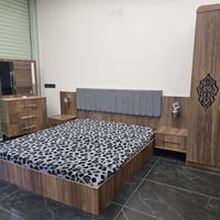 غرفة نوم • نضيف • شراي